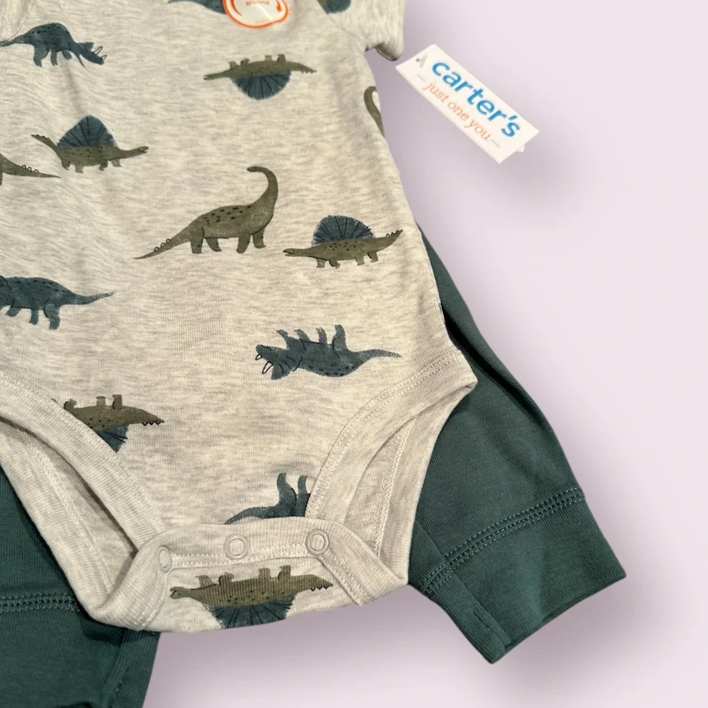 NWT Baby Carter's Dinosaur Baby Bodysuit Set With Sweatpants Size 3 Months